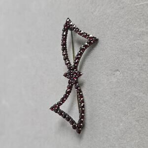 Vintage Bohemian Garnet Bow Brooch Victorian Style Garnets Ornate Bow Design